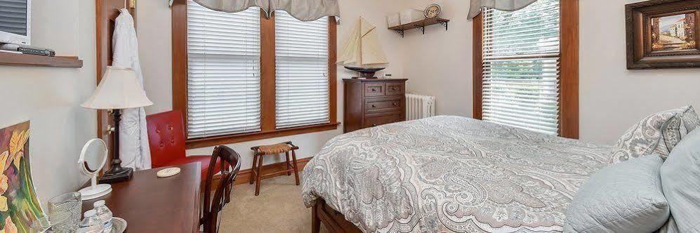 Harrison House Bed & Breakfast Naperville Exterior foto